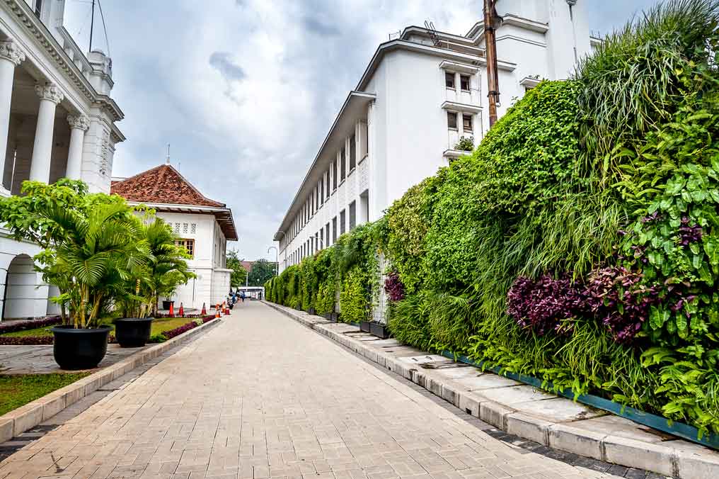 Vertical Garden Outdoor Museum Bank- Indonesia Kota Tua Jakarta
